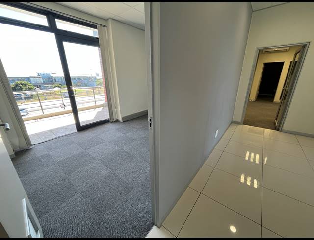 209M² BUSINESS TO LET IN MILNERTON CENTRAL